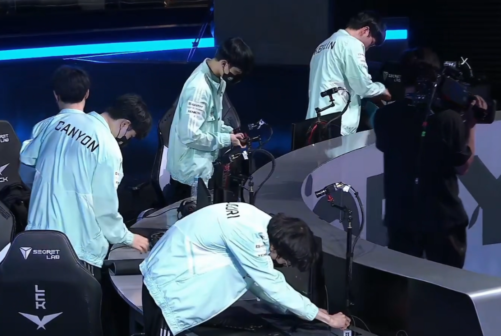 TSM碾压GEN,Canyon单局斩获MVP鏖战多局入围赛,留下经典瞬间 TSM碾压GEN,Canyon单局斩获MVP鏖战多局入围赛,留下经典瞬间