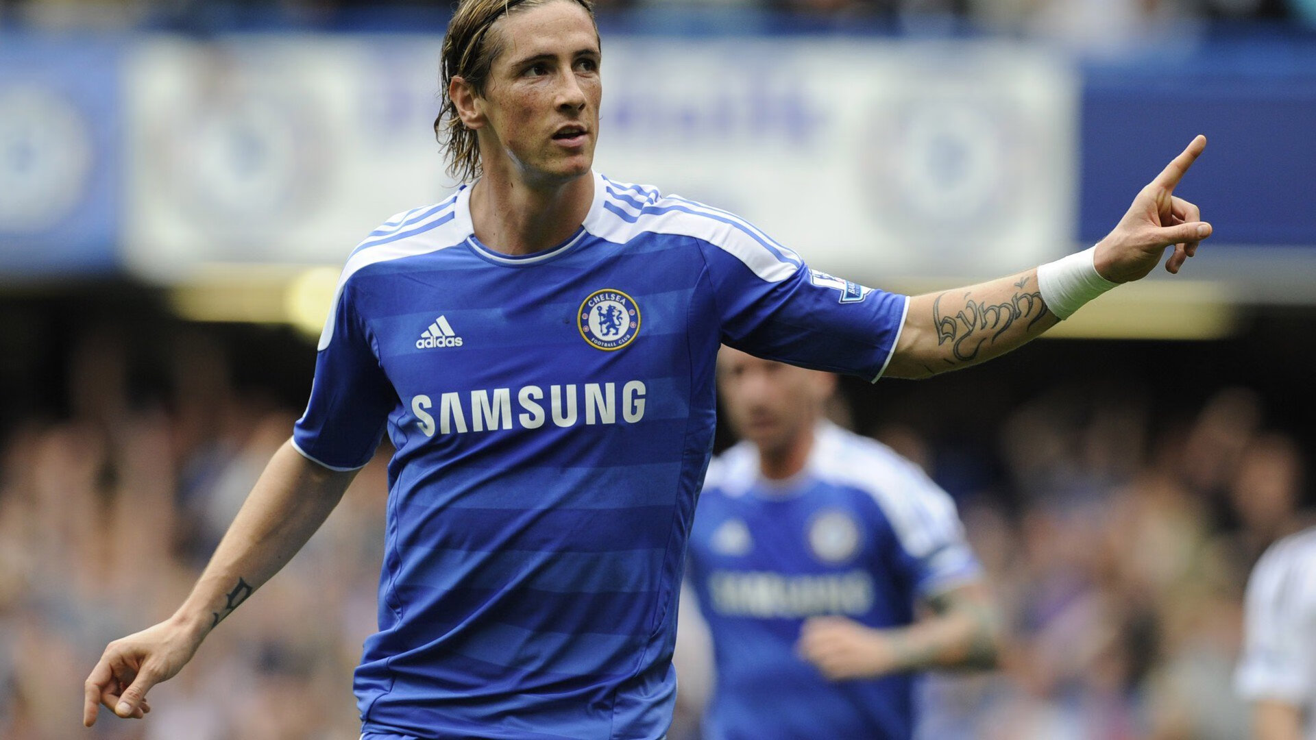 开云体育入口-战火对决！西甲德比惊天逆转，NBA生死战太阳灼伤湖人，今夜属于不屈者