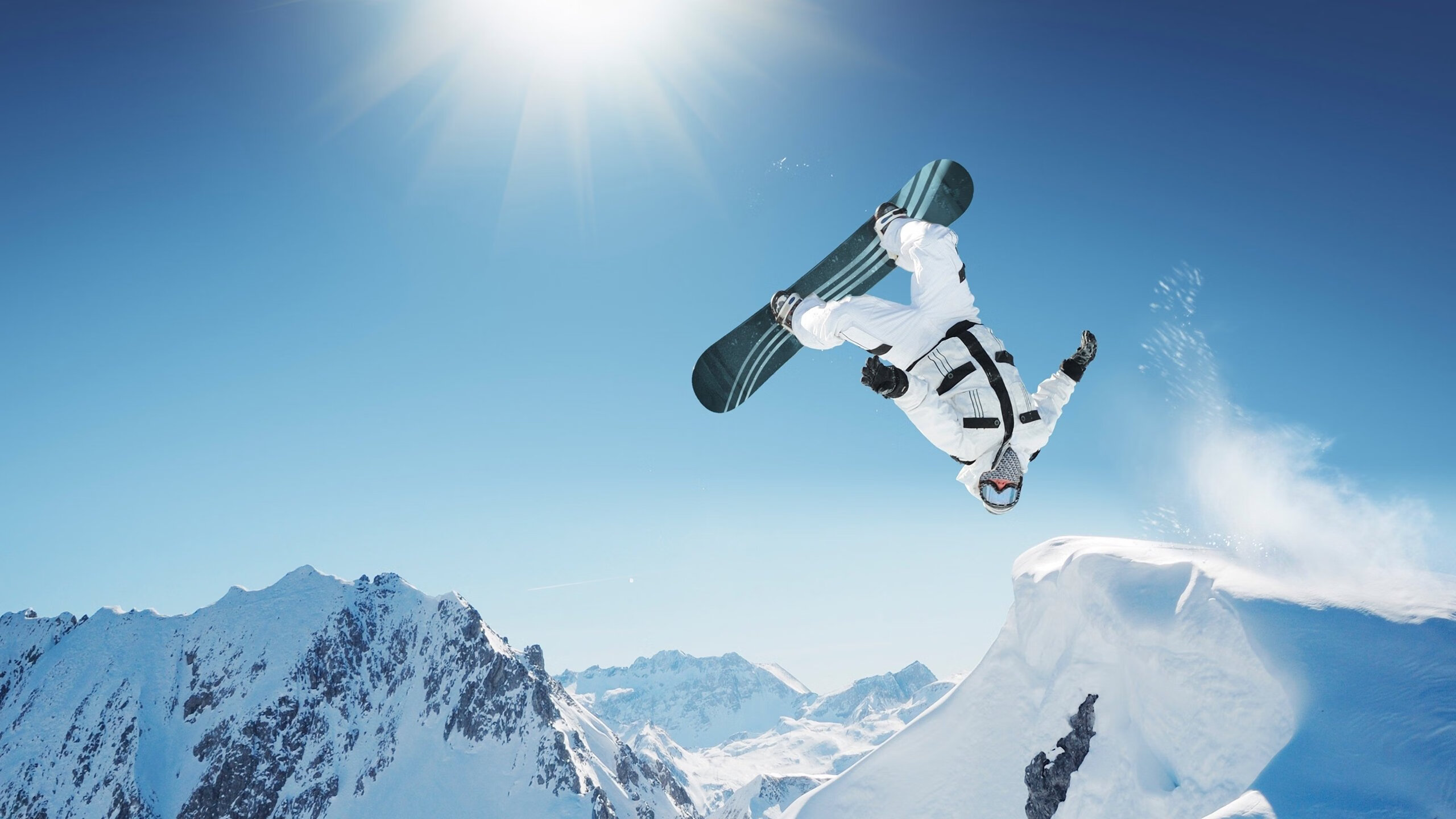 黄潜艇精密绞杀！比利亚雷亚尔教科书般的战术压制，让毕尔巴鄂雄狮有力难施